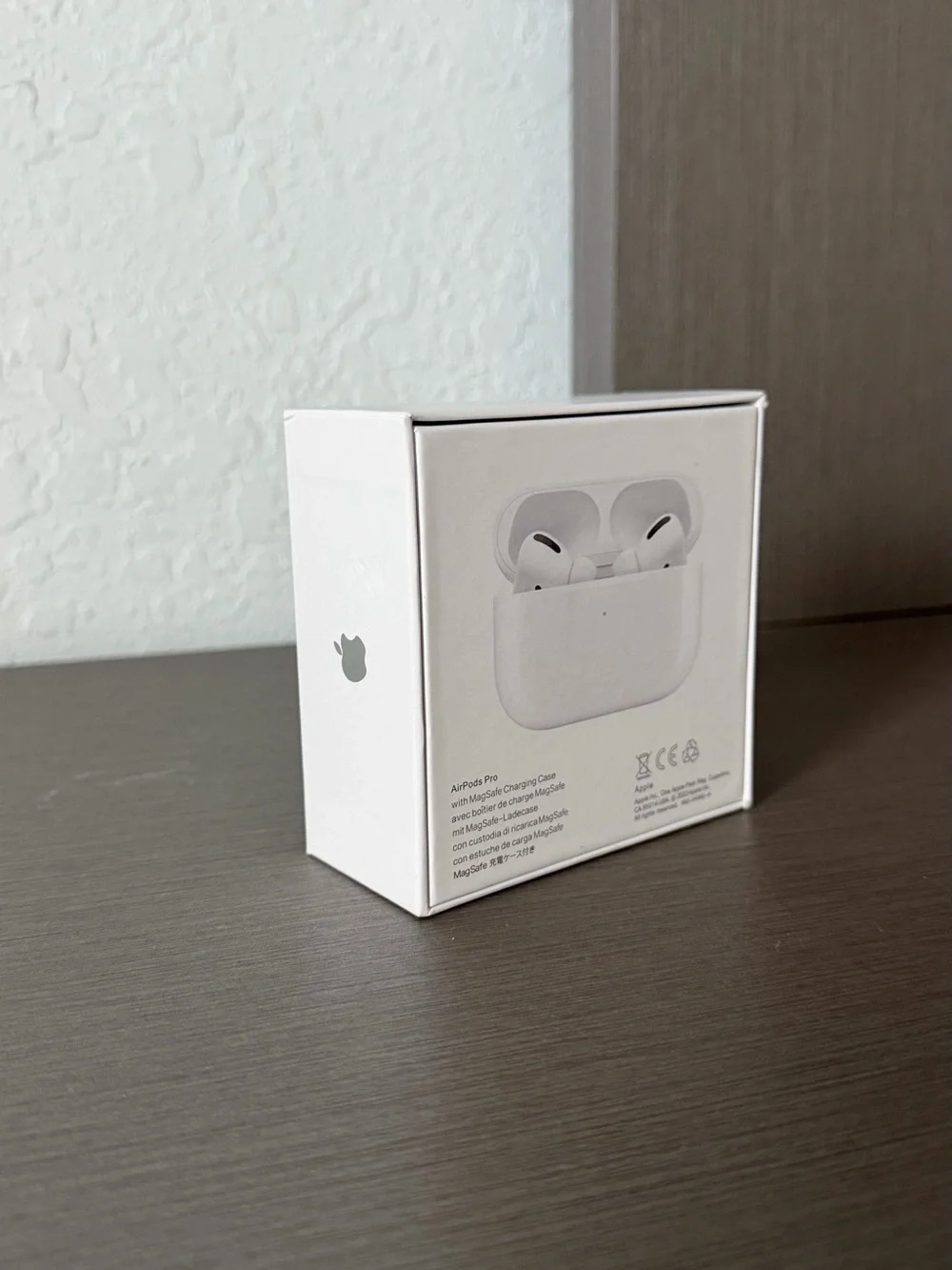 White Wireless Earbuds Box